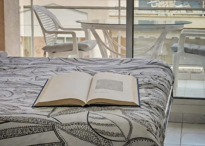 Apartment Frgk Gallieni Terrace Quiet Executive Walk To Palais *