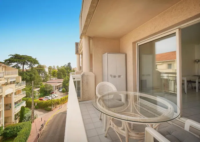 Apartment Frgk Gallieni Terrace Quiet Executive Walk To Palais